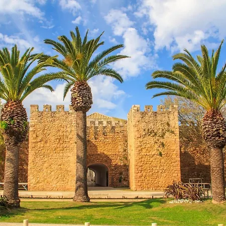 Casa Marina - Apartamento Com Piscina Junto Da Marina De Apartment Lagos