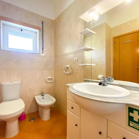 Casa Marina - Apartamento Com Piscina Junto Da Marina De Apartament *