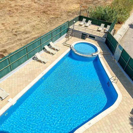 Casa Marina - Apartamento Com Piscina Junto Da Marina De *